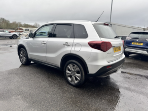 2023 Suzuki Vitara 1.5 Sz-T in Silver — image 5