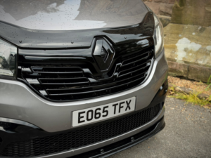 2015 Renault Trafic 1.6 Crew Van Ll29 Energy Dci 140 Sport in Grey — image 5