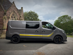 2015 Renault Trafic 1.6 Crew Van Ll29 Energy Dci 140 Sport in Grey — image 6