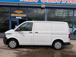 2024 Volkswagen Transporter 2.0 Tdi T28 Startline Panel Van 5dr Diesel Manual Fwd Swb Euro 6 110 Ps in White — image 4