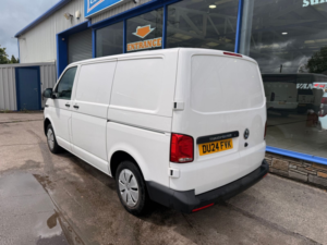 2024 Volkswagen Transporter 2.0 Tdi T28 Startline Panel Van 5dr Diesel Manual Fwd Swb Euro 6 110 Ps in White — image 5