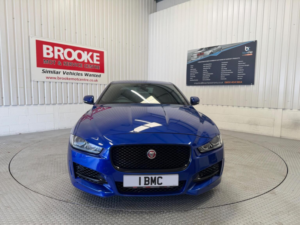 2018 Jaguar Xe 2.0i Gpf R-Sport Auto Euro 6 (s/s) 4dr in Blue — image 5