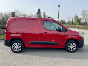 2021 Citroen Berlingo 1.5 Bluehdi 1000 Enterprise M Pro Euro 6 Ulez in Red — image 5