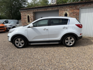 2010 Kia Sportage 2.0 Kx-2 in White — image 4