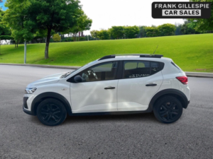 2022 Dacia Sandero Stepway 1.0 Tce Essential Euro 6 (s/s) 5dr in White — image 2