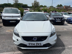 2014 Volvo V40 1.6 D2 R-Design Euro 5 (s/s) 5dr in White — image 5