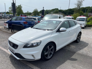2014 Volvo V40 1.6 D2 R-Design Euro 5 (s/s) 5dr in White — image 6