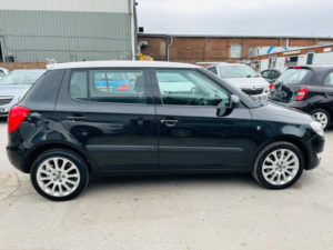 2011 Skoda Fabia 1.2 Tsi Elegance DSG Euro 5 5dr in Black — image 5