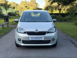 2013 Skoda Citigo 1.0 Mpi Greentech Elegance in Beige — image 2
