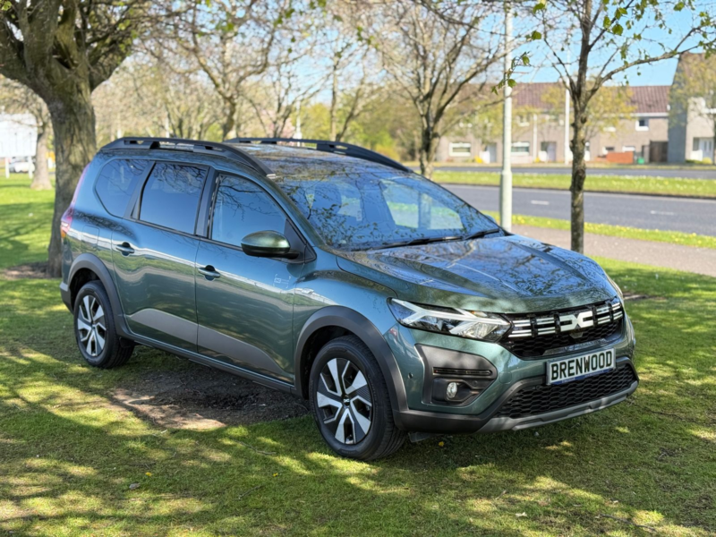 2025 Dacia Jogger 1.0 Tce Expression MPV 5dr Petrol Manual Euro 6 (s/s) (110 Ps) in Green — image 1