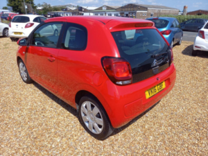 2016 Citroen C1 1.0 Vti Feel Euro 6 3dr in Red — image 5