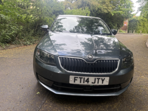 2014 Skoda Octavia 2.0 Tdi Laurin & Klement in Grey — image 2