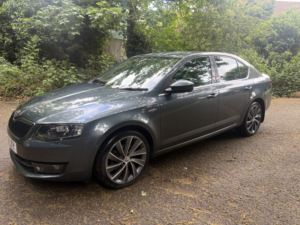 2014 Skoda Octavia 2.0 Tdi Laurin & Klement in Grey — image 4
