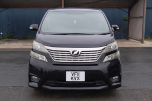 2011 Toyota Vellfire 3.5 Platinum Selection 2 2WD in Black — image 2