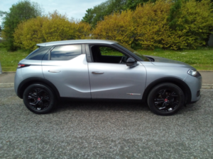 2020 Ds Automobiles Ds 3 Crossback 1.2 Puretech Performance Line in Grey — image 4