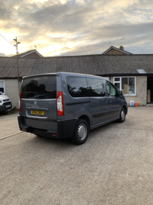 2016 Peugeot Expert Tepee Comfort in Grey — image 2