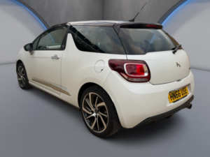 2016 Ds Automobiles Ds 3 1.2 Puretech Givenchy Le Makeup in White — image 6
