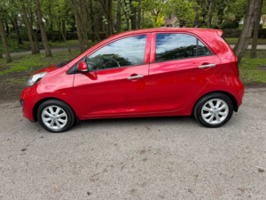 2012 Kia Picanto 2 in Red — image 6