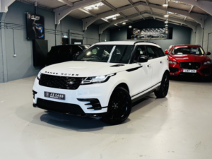 2019 Land Rover Range Rover Velar 2.0 D180 R-Dynamic S in White — image 4