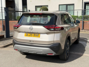 2025 Nissan X-Trail 1.5 Dig-T Mhev Acenta Premium SUV 5dr Petrol Hybrid Xtron Euro 6 (s/s) (163 Ps) in Silver — image 6