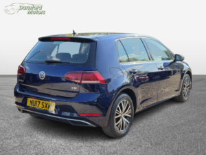 2017 Volkswagen Golf 1.4 Tsi Bluemotion Tech Se in Blue — image 4