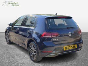 2017 Volkswagen Golf 1.4 Tsi Bluemotion Tech Se in Blue — image 6