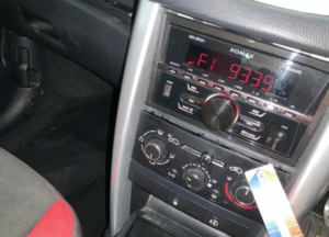 2012 Peugeot 207 1.4 Vti Sportium Euro 5 5dr in Grey — image 5