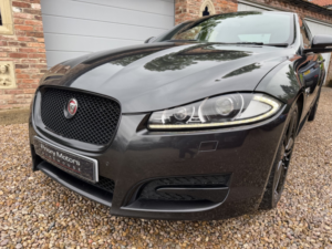 2015 Jaguar Xf 2.2 D R-Sport Black in Grey — image 5