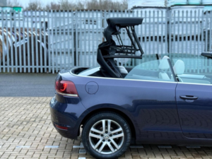 2012 Volkswagen Golf 1.6 Tdi Bluemotion Tech S Cabriolet Euro 5 (s/s) 2dr in Purple — image 4