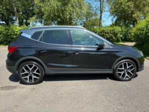 2020 SEAT Arona 1.0 Tsi Gpf Fr Sport SUV 5dr Petrol Manual Euro 6 (s/s) (115 Ps) in Black — image 2
