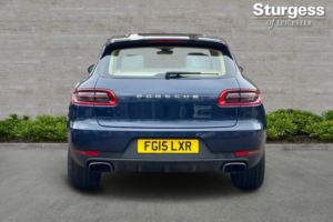2015 Porsche Macan 2.0t SUV 5dr Petrol Pdk 4WD Euro 6 (s/s) (237 Ps) in Blue — image 6