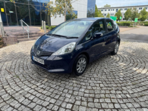 2013 Honda Jazz 1.4 I-Vtec Es CVT Euro 5 5dr in Blue — image 3