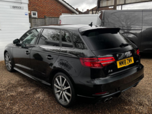 2018 Audi A3 1.5 Tfsi Cod Black Edition Sportback S Tronic Euro 6 (s/s) 5dr in Black — image 5