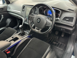 2016 Renault Megane 1.5 Dci Dynamique S Nav Euro 6 (s/s) 5dr in Blue — image 3