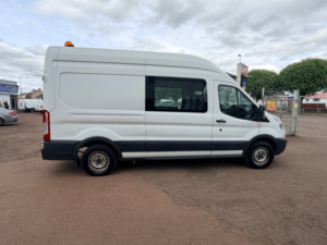 2015 Ford Transit 2.2 Tdci 350 in White — image 3