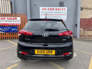 2015 Hyundai I20 1.4 Crdi Premium Euro 6 5dr in Black — image 6