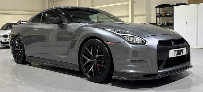 2009 Nissan Gt-R 3.8 V6 Premium Edition Auto 4WD Euro 4 2dr in Grey — image 1