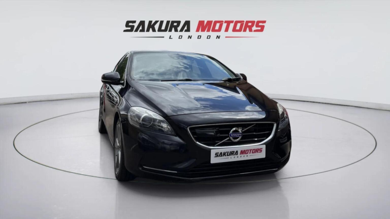2014 Volvo V40 1.6 T4 Se Lux Euro 5 (s/s) 5dr in Other — image 1