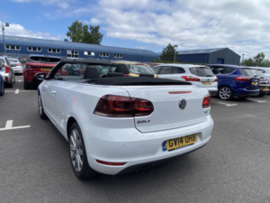 2014 Volkswagen Golf 1.4 Tsi S in White — image 5