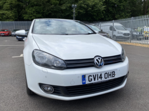 2014 Volkswagen Golf 1.4 Tsi S in White — image 6