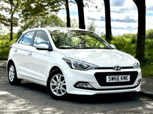 2016 Hyundai I20 1.2 I20 Se 1.2 84ps My16 in White — image 5