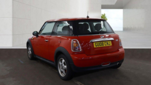 2008 MINI Hatch 1.4 One Steptronic Euro 4 3dr in Red — image 4