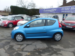 2005 Peugeot 107 1.0 12v Urban in Blue — image 4