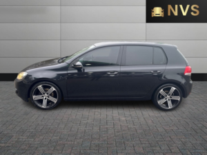 2012 Volkswagen Golf 1.6 Tdi Match in Black — image 4