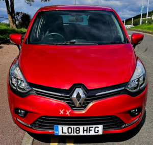 2018 Renault Clio 0.9 Tce Iconic Hatchback 5dr Petrol Manual Euro 6 (s/s) (90 Ps) in Red — image 2