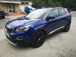 2017 Peugeot 3008 1.6 Bluehdi Allure in Blue — image 2