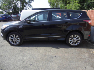 2017 Ford Kuga 2.0 Tdci Vignale AWD Euro 6 (s/s) 5dr in Black — image 4