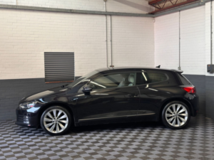2015 Volkswagen Scirocco 2.0 Tdi Bluemotion Tech Gt Hatchback 3dr Diesel Manual Euro 6 (s/s) (150 Ps) in Black — image 4