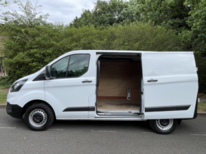 2021 Ford Transit Custom 2.0 Transit Custom Leader Van 280 L1 2.0l Ecoblue 130ps Fwd 6 Speed Manual in White — image 5