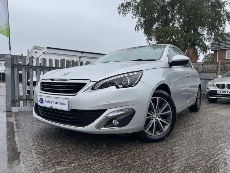 2016 Peugeot 308 1.6 Bluehdi Allure in Silver — image 1